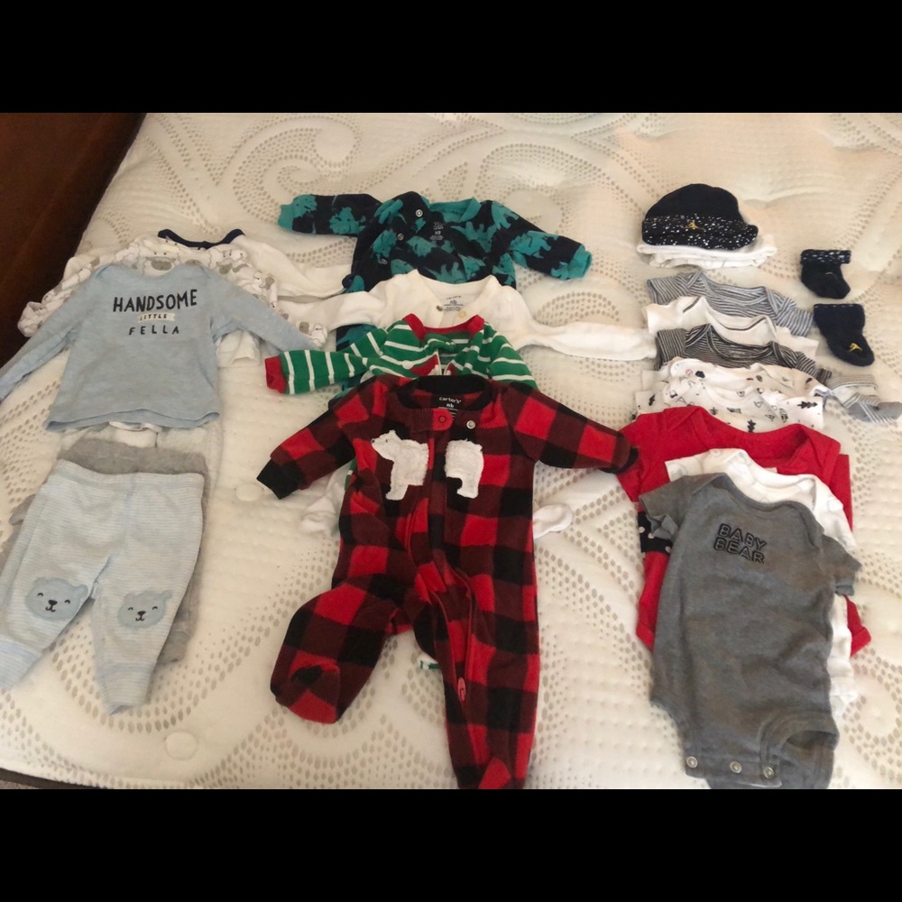Barely worn baby boy newborn and 0-3 month clothes